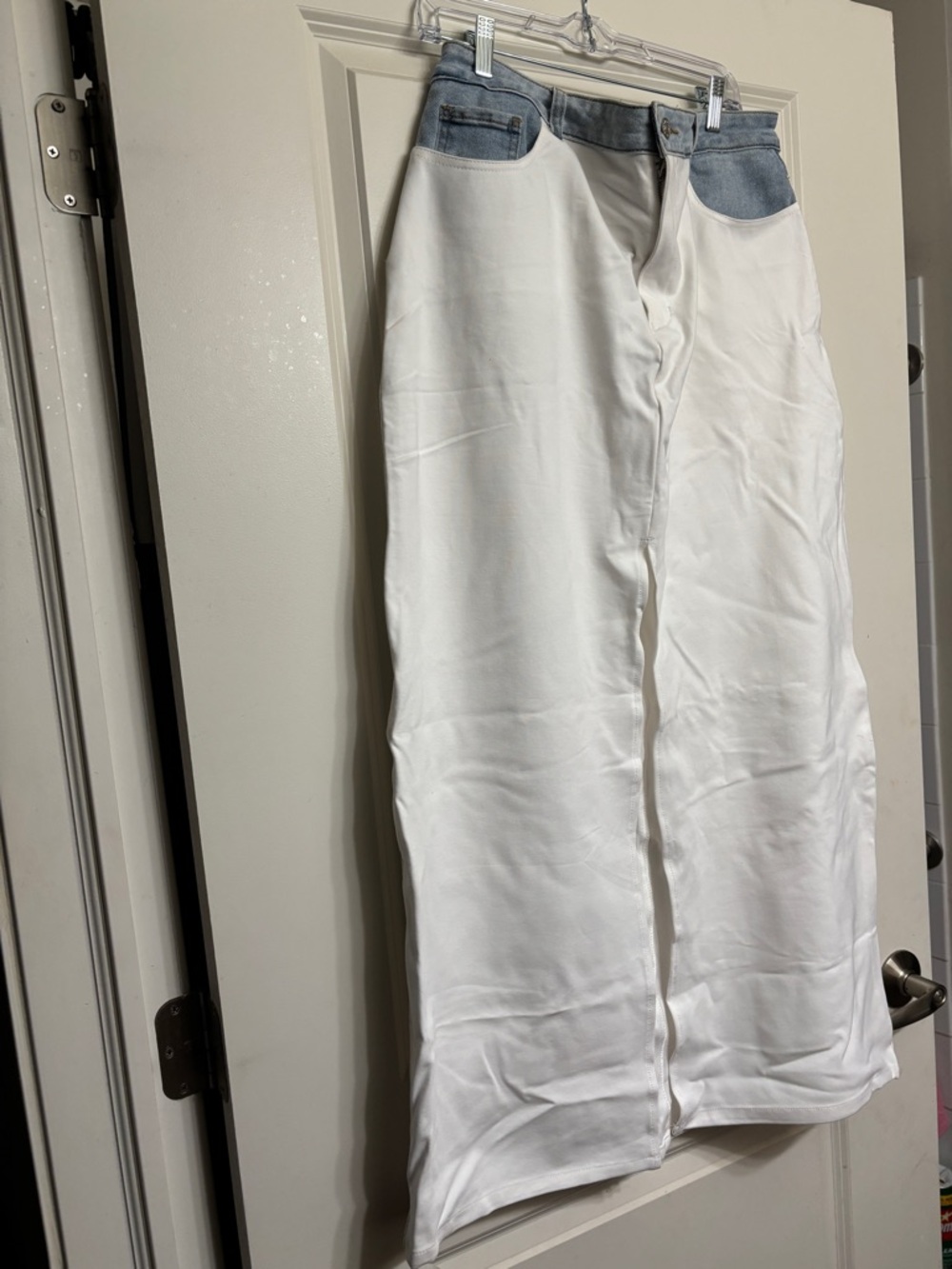 AKIRA White Maxi Pencil Skirt - Picture 4 of 4